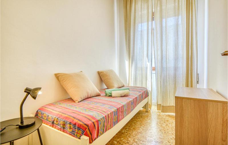 Awesome Apartment In Viareggio With Wifi - image 6