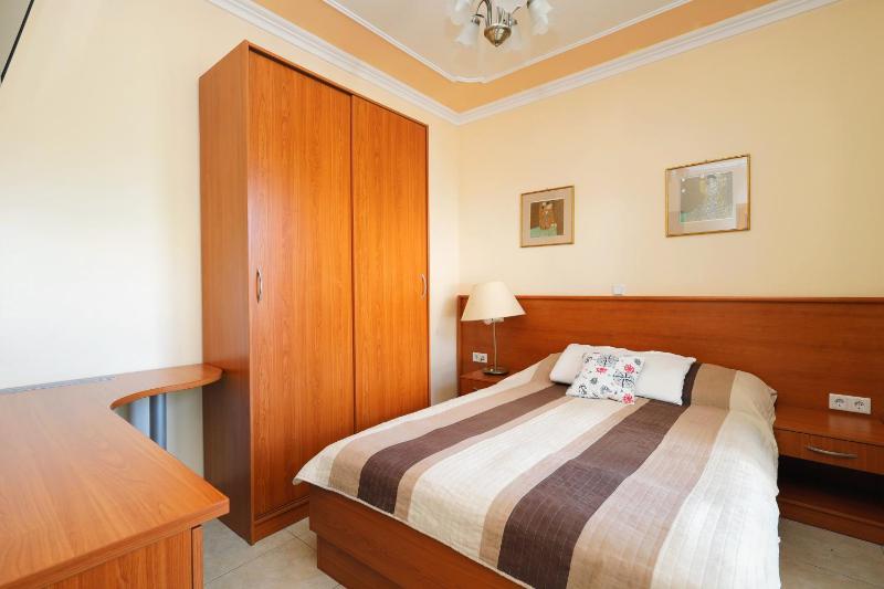 One-Bedroom Apartment with Balcony image 3