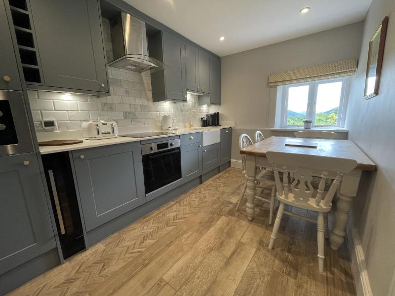 Shelley Cottage - image 20