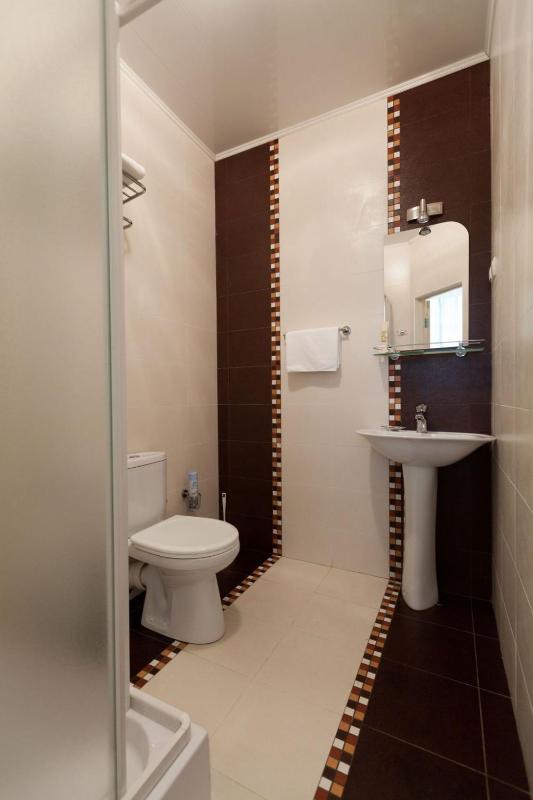 Standard Single Room image 2