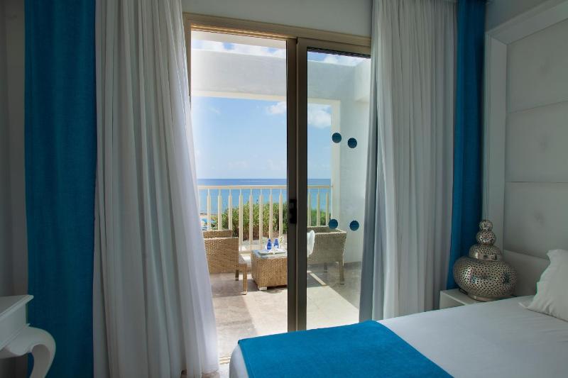 Althea Kalamies Luxury Villas - image 9