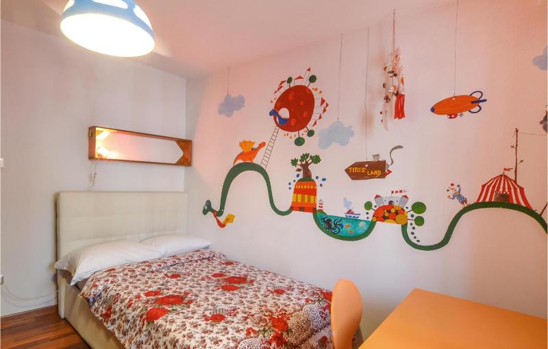 Lovely Apartment In Venezia With Wifi - image 16