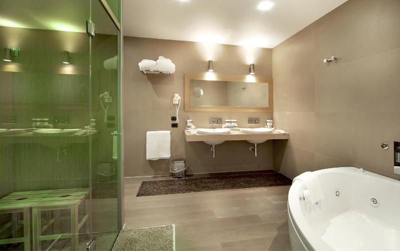 Suite image 4