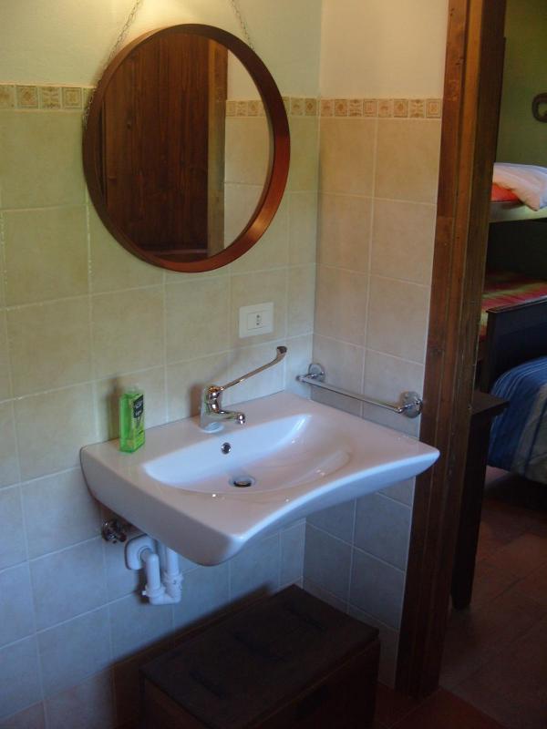 Deluxe Double or Twin Room image 3