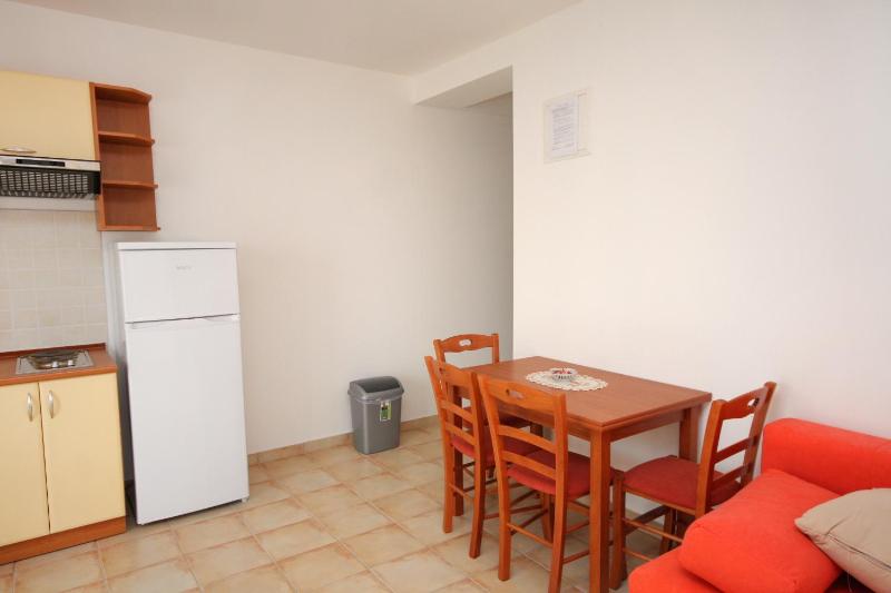 Apartments with parking space Murter - 5089 - image 18