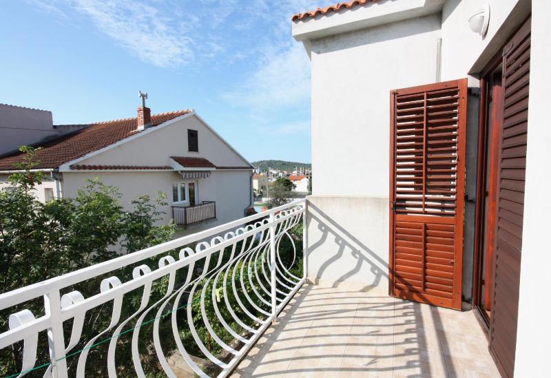 Two-Bedroom Apartment with Terrace image 4
