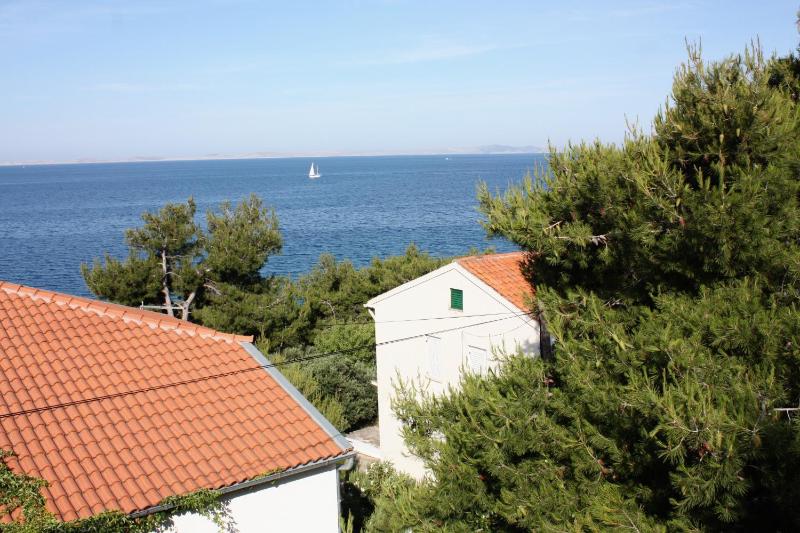Apartments by the sea Murter - 5078 - image 9