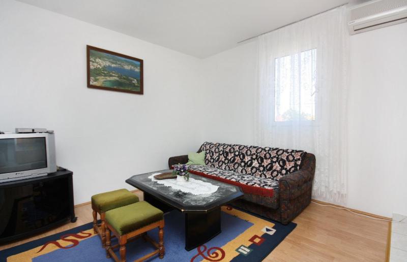 Apartments with parking space Murter - 5084 - image 8