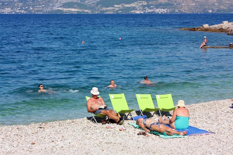 Holiday house with a parking space Splitska Brac - 16530 - image 6