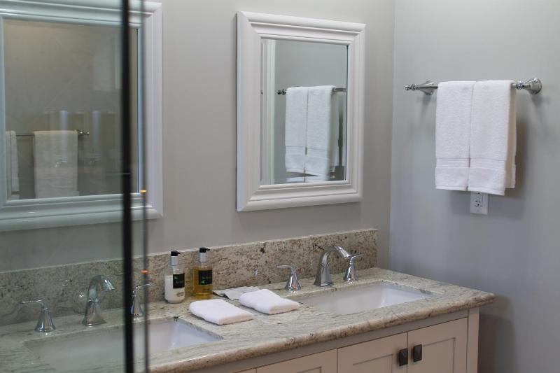 The Sailor Suite | 2 bedrooms image 2