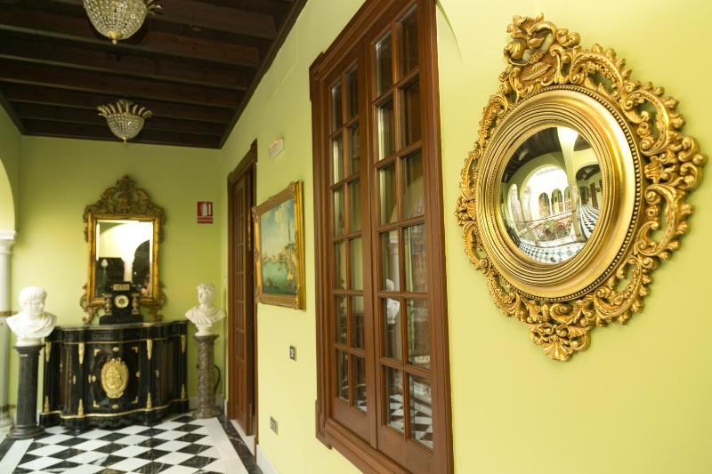 Hotel Ateneo Sevilla - image 5