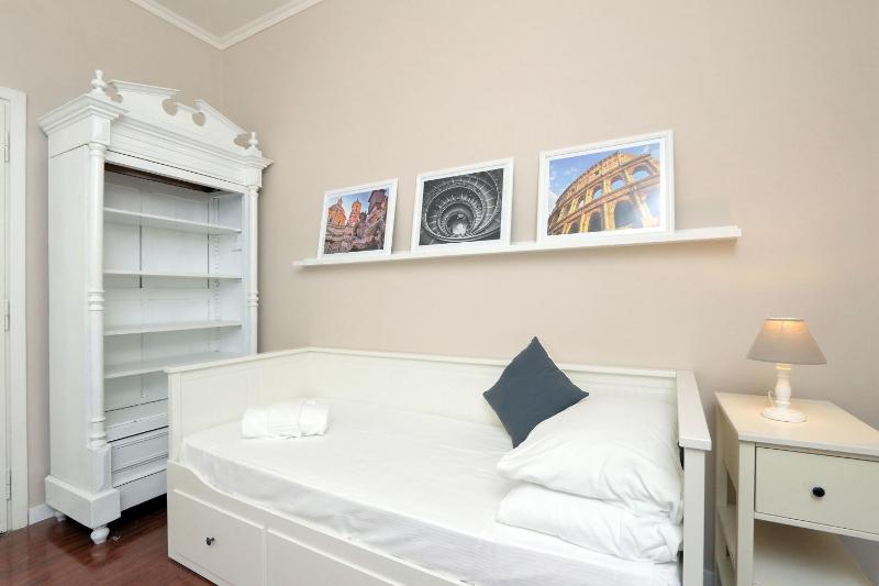 Two-Bedroom Apartment with Balcony image 3