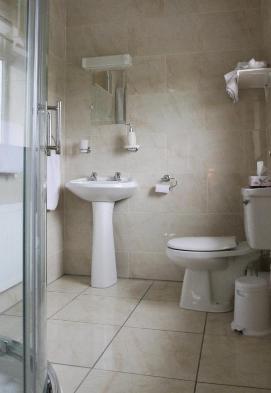 Double Room image 2