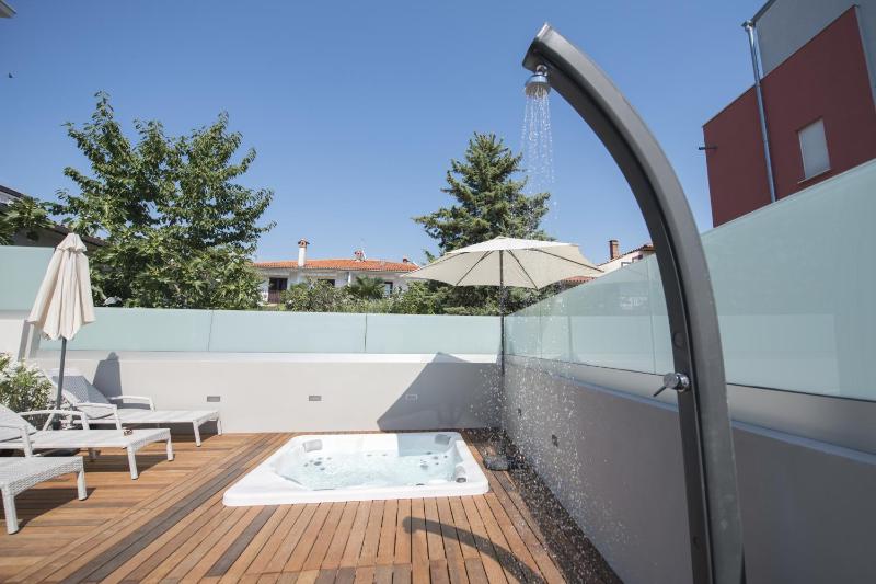Two-Bedroom Apartment with Terrace image 4