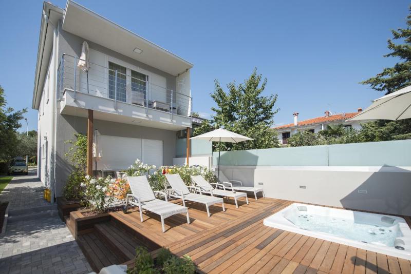 Two-Bedroom Apartment with Terrace image 3