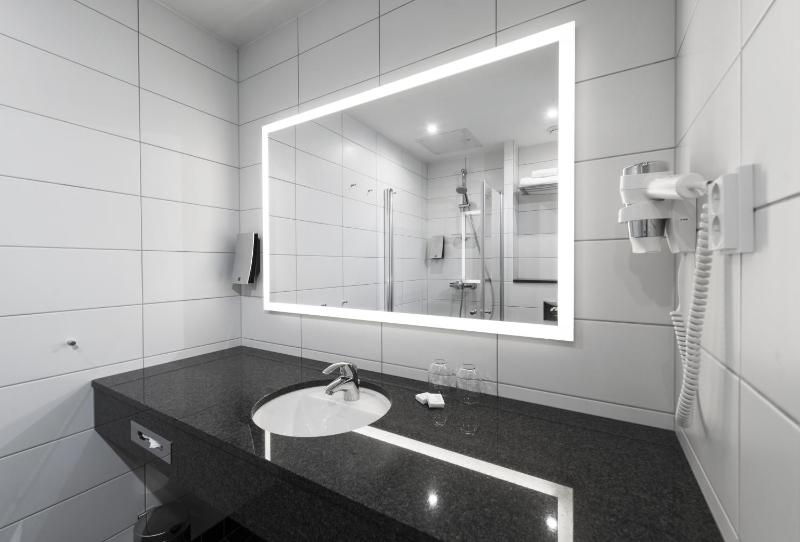 Superior Double Room image 2