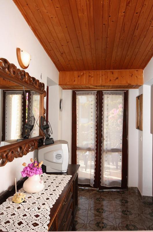 Two-Bedroom Apartment with Terrace and Sea View image 2