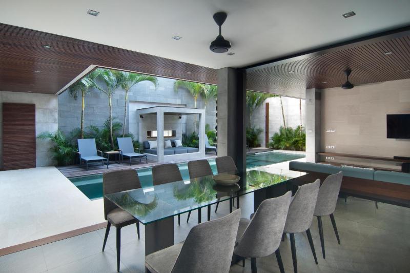 4BR Villa Jumat - Minggu Villas Seminyak - image 43