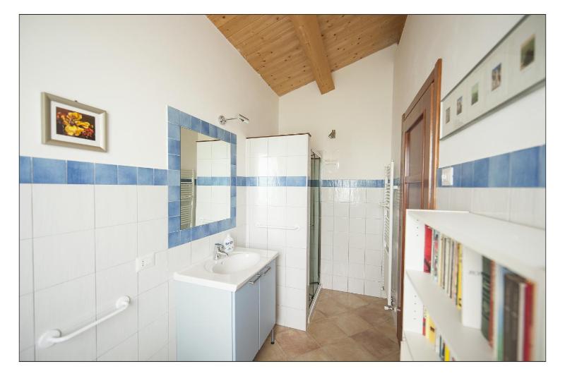 Double Room with Sea View image 3