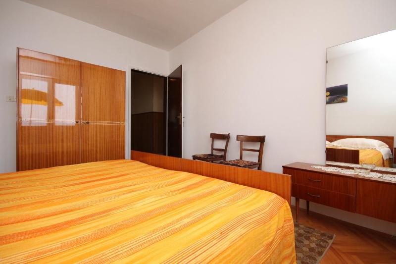 Apartment Podgora 6670b - image 17