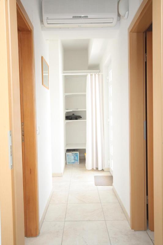 One-Bedroom Apartment with Terrace and Sea View image 2