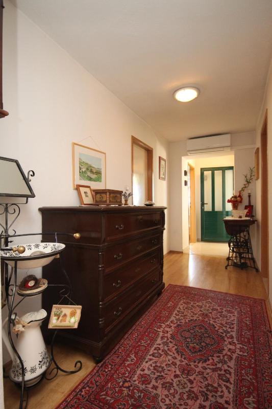 One-Bedroom Apartment with Terrace and Sea View image 2