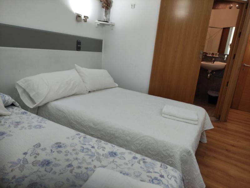 Pension AlojaDonosti - image 13