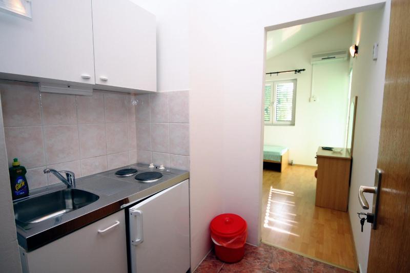 Studio with Terrace and Sea View image 4