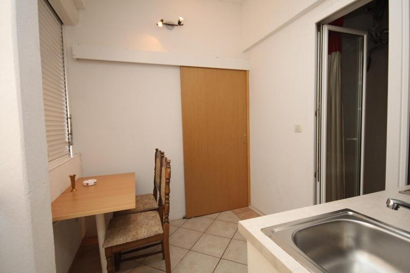 Studio with Sea View image 2