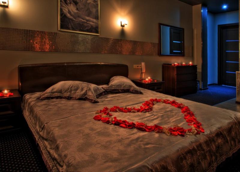 Suite with Spa Bath image 1