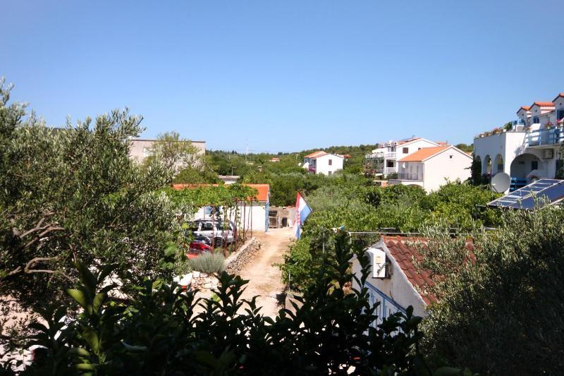 One-Bedroom Apartment with Balcony image 2
