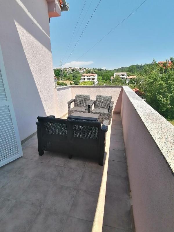 Two-Bedroom Apartment with Terrace image 4