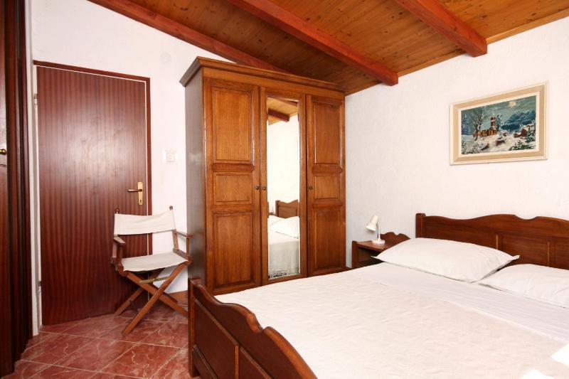 Two-Bedroom Apartment with Balcony image 3