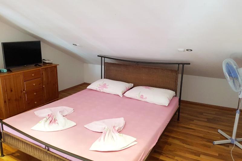 Studio with Balcony and Sea View image 1