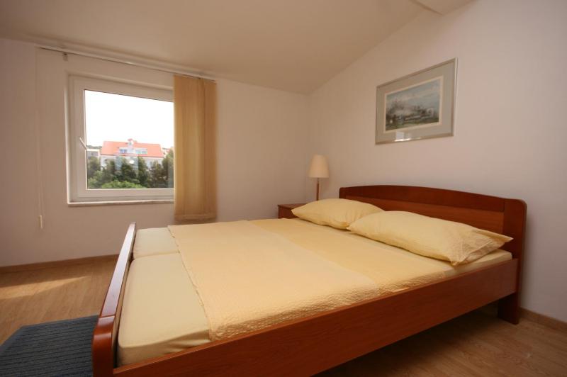 Apartments by the sea Mandre Pag - 6537 - image 7