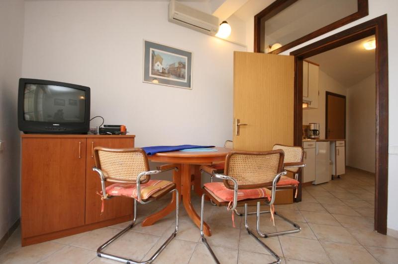 Apartments by the sea Mandre Pag - 6537 - image 16