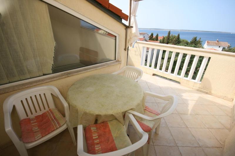 Apartments by the sea Mandre Pag - 6537 - image 6