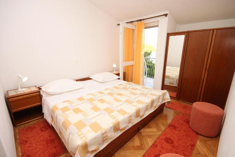 Two-Bedroom Apartment with Terrace and Sea View image 1