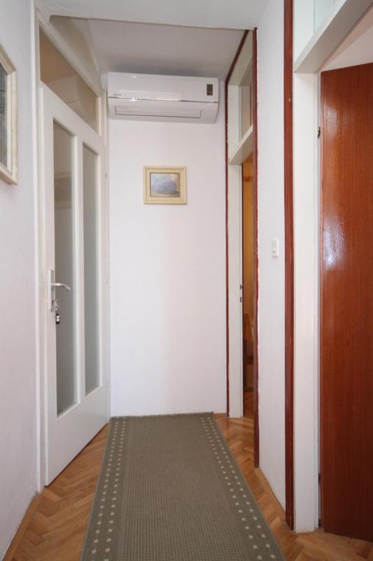 Two-Bedroom Apartment with Terrace and Sea View image 2
