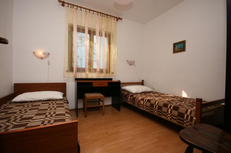 Apartments by the sea Mandre Pag - 6545 - image 7