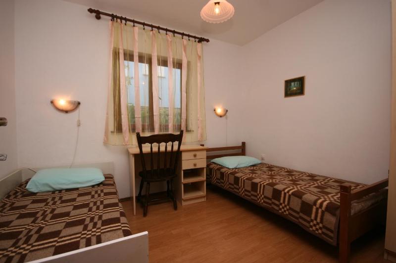 Apartments by the sea Mandre Pag - 6545 - image 5