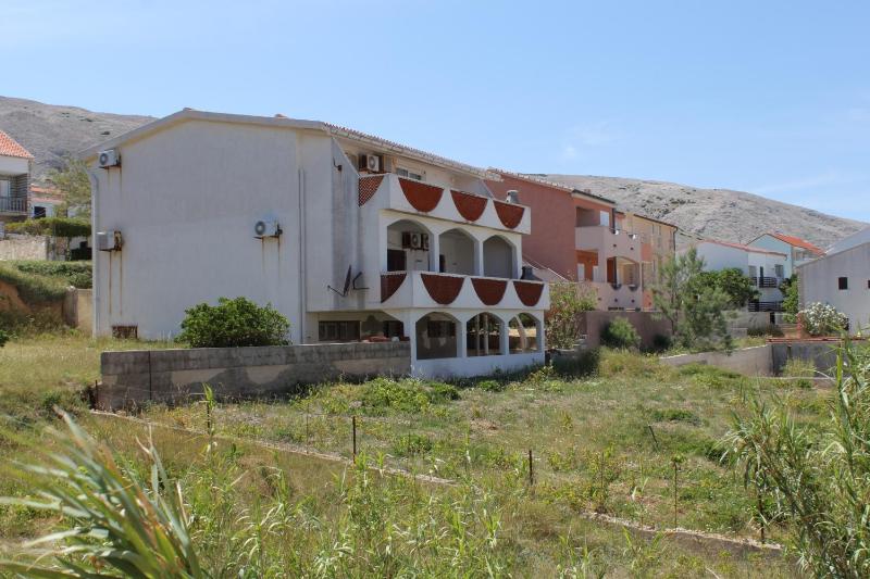 Two-Bedroom Apartment with Terrace and Sea View image 3