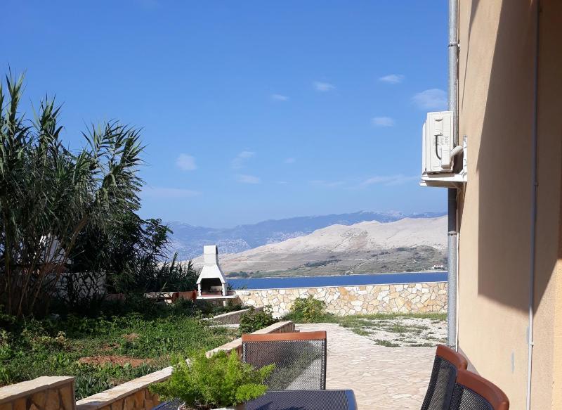 Two-Bedroom Apartment with Terrace and Sea View image 2