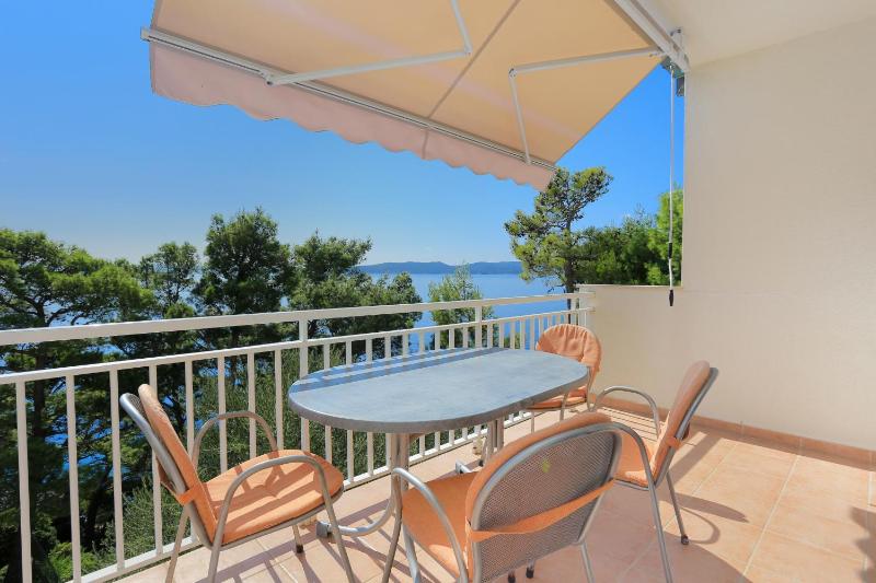 Apartments by the sea Brela Makarska - 6688 - image 17