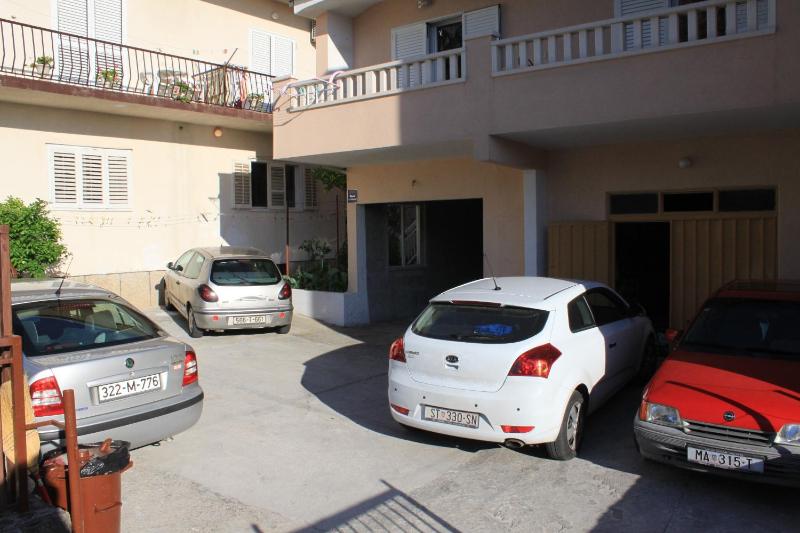 Apartments with parking space Baska Voda Makarska - 6854 - image 13