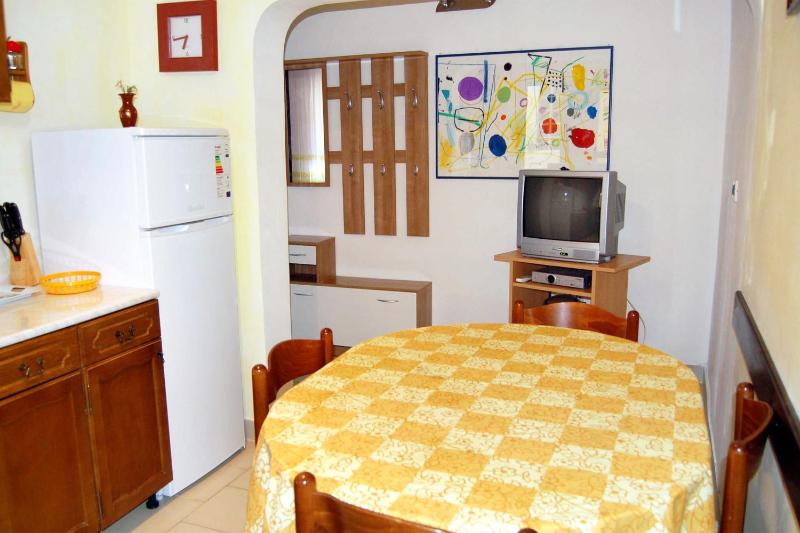 Two-Bedroom Apartment with Terrace image 4