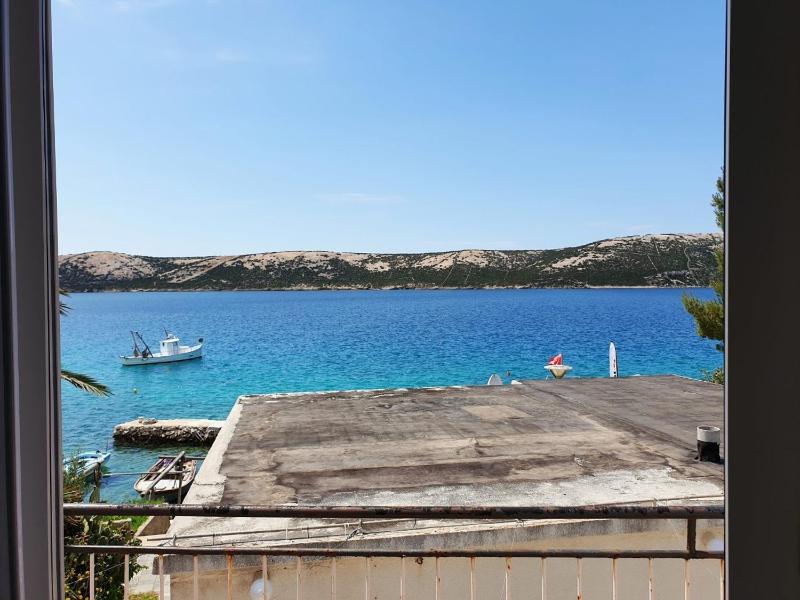 Apartment with Terrace and Sea View image 4