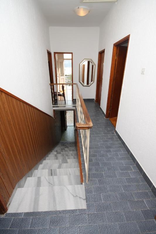 Apartment with Terrace and Sea View image 3