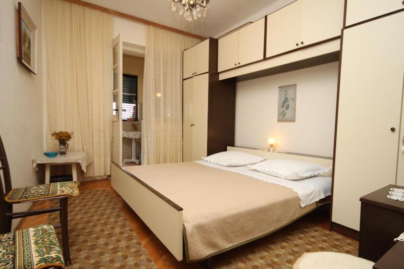 Apartments by the sea Podgora Makarska - 6670 - image 48