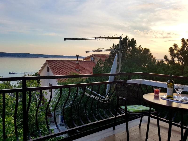 Studio with Terrace and Sea View image 3